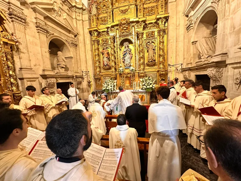 La Iglesia de Zamora culmina el Triduo Pascual con la alegría de la Resurrección