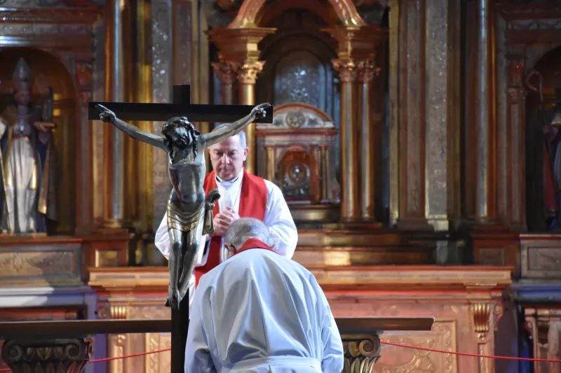 La Iglesia de Zamora culmina el Triduo Pascual con la alegría de la Resurrección