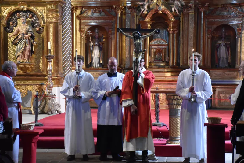 La Iglesia de Zamora culmina el Triduo Pascual con la alegría de la Resurrección