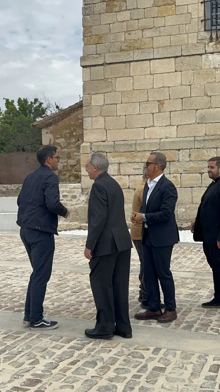 Inaugurado el nuevo paso peatonal que une la Puerta del Obispo y los Jardines de Baltasar Lobo
