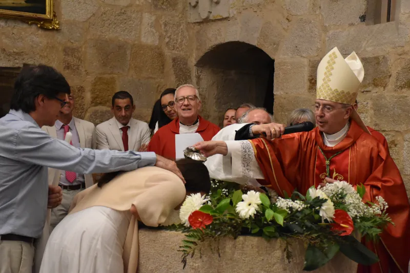 Treinta y tres adultos reciben el don del Espíritu en Pentecostés
