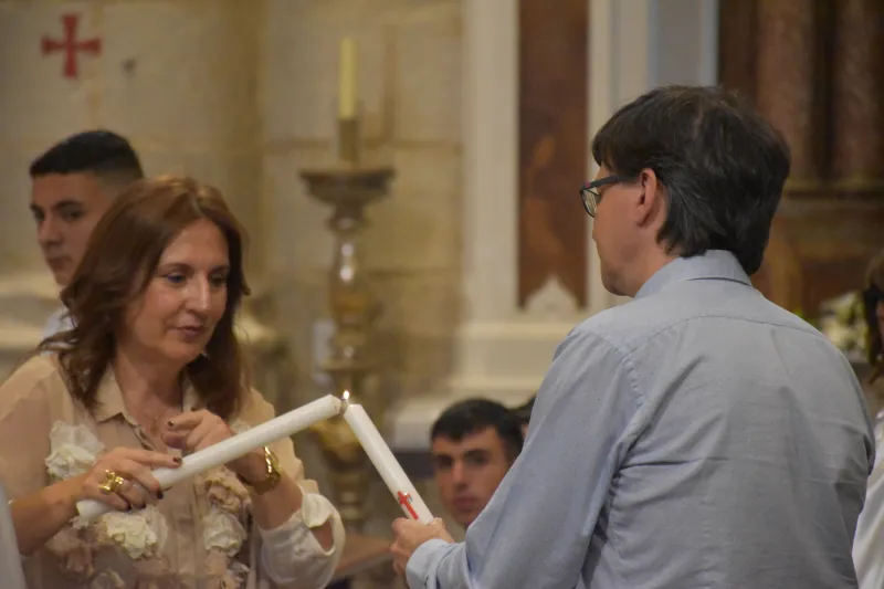 Treinta y tres adultos reciben el don del Espíritu en Pentecostés