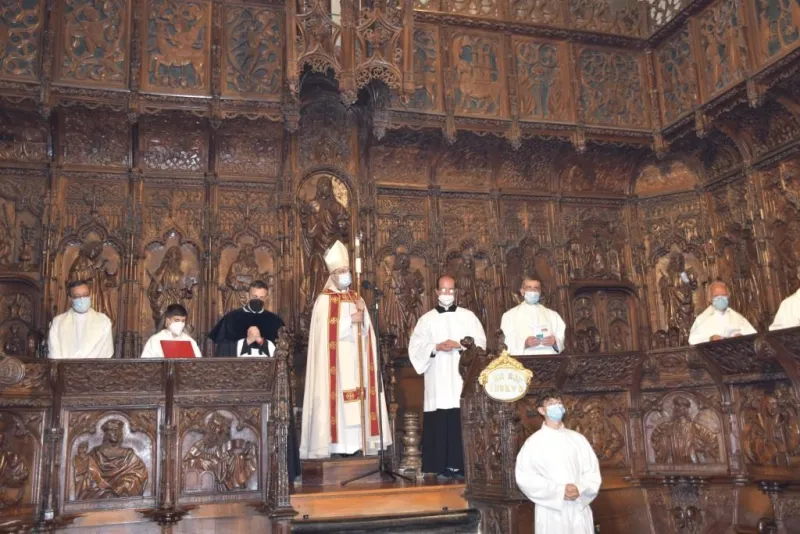 "La Iglesia necesita a la vida contemplativa"