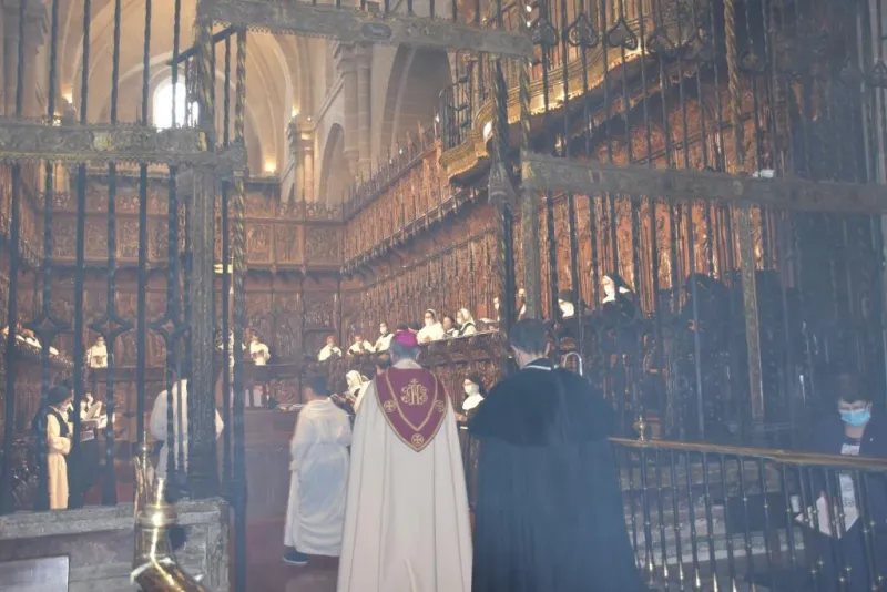"La Iglesia necesita a la vida contemplativa"