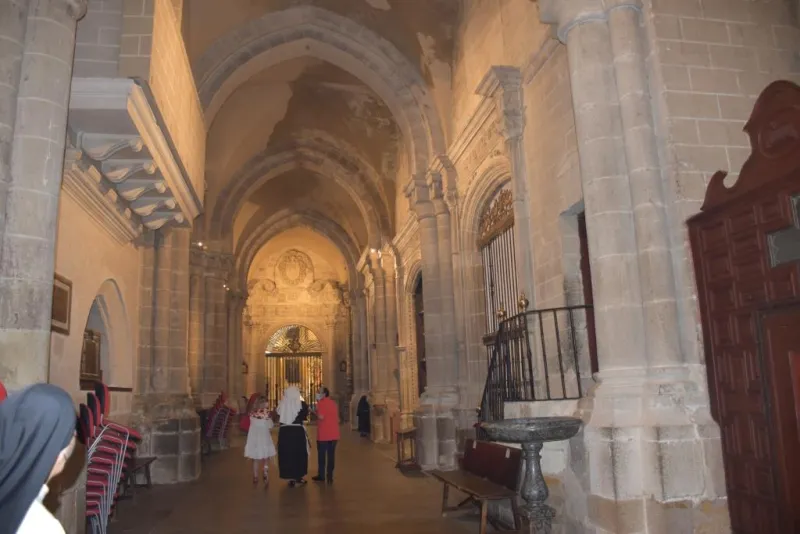 "La Iglesia necesita a la vida contemplativa"