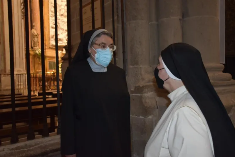 "La Iglesia necesita a la vida contemplativa"