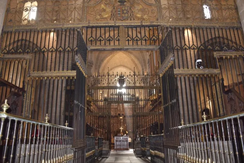"La Iglesia necesita a la vida contemplativa"