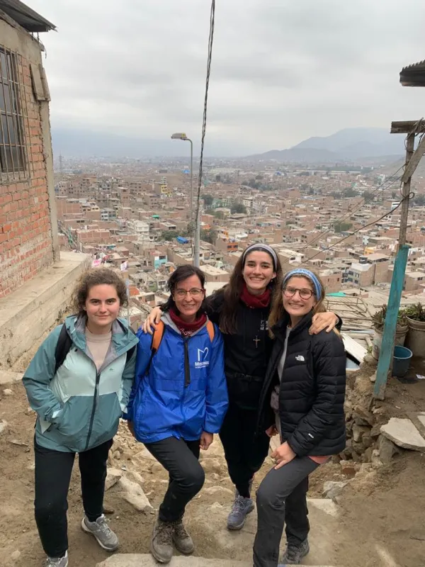 Los misioneros, testigos del amor de Dios por todo el mundo