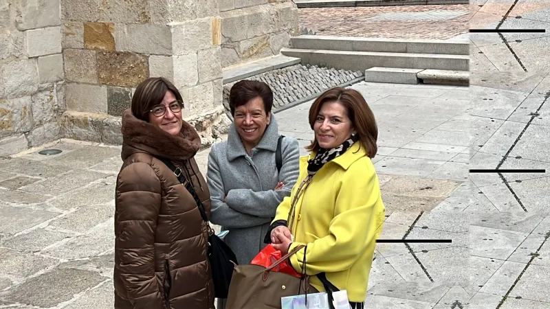 Profesores de religión de diferentes generaciones celebran un día de formación y convivencia