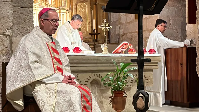 Profesores de religión de diferentes generaciones celebran un día de formación y convivencia