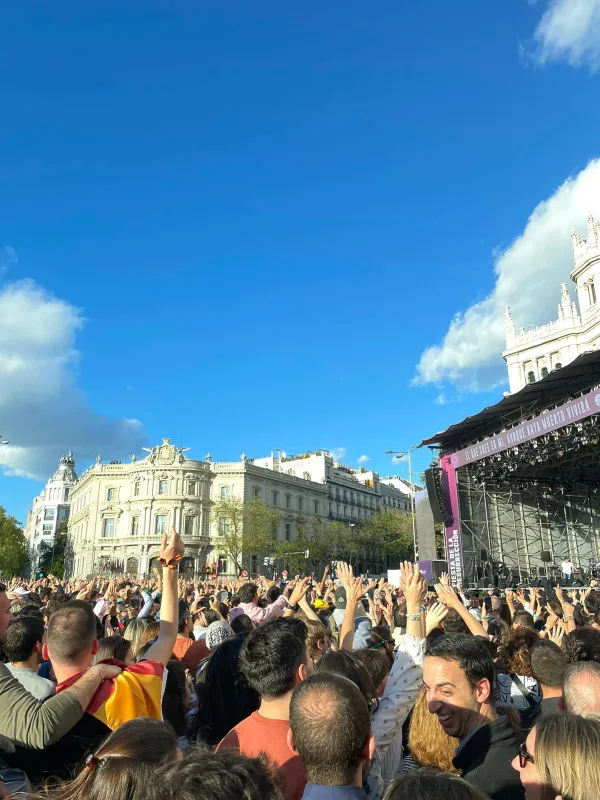 Una treintena de zamoranos en la Fiesta de la Resurrección