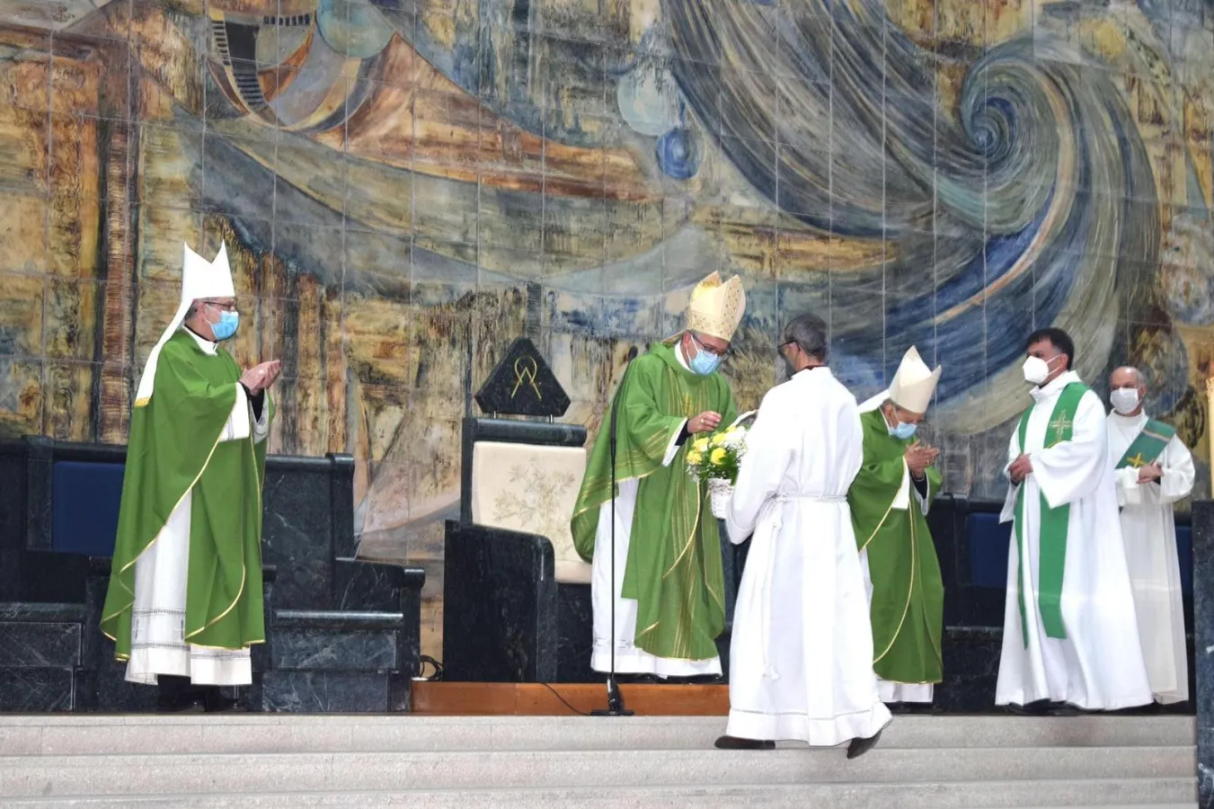 Monseñor Valera asiste a la despedida del obispo de Braganza
