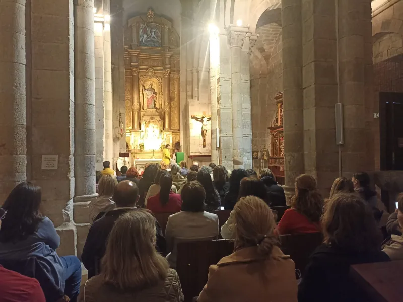 Profesores de religión, adelante...