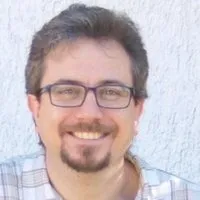 "¿Y quién se ocupa de los que no van a la parroquia?"
