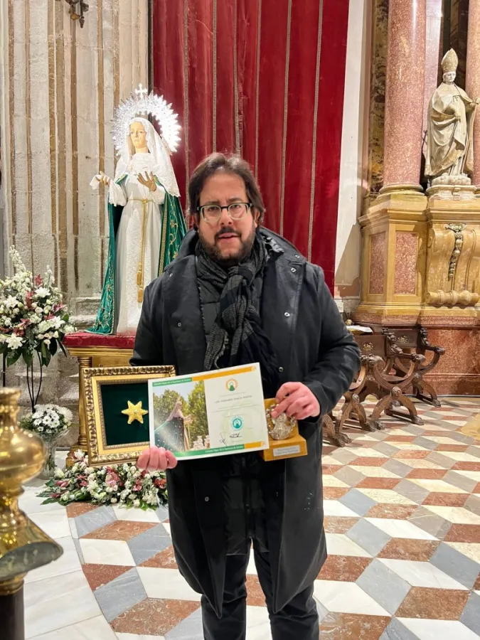 “No podemos desunir la fe de la tradición”