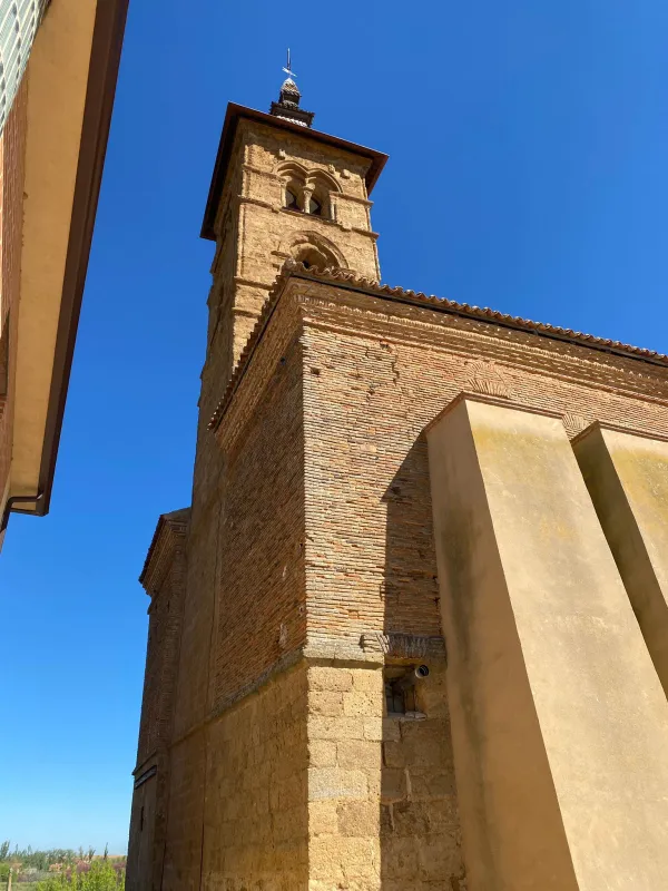La torre de la iglesia de Castroverde recupera su esplendor