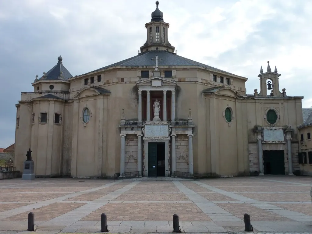 Monseñor Frisina dirigirá a la sinfónica de Valladolid en  Zamora