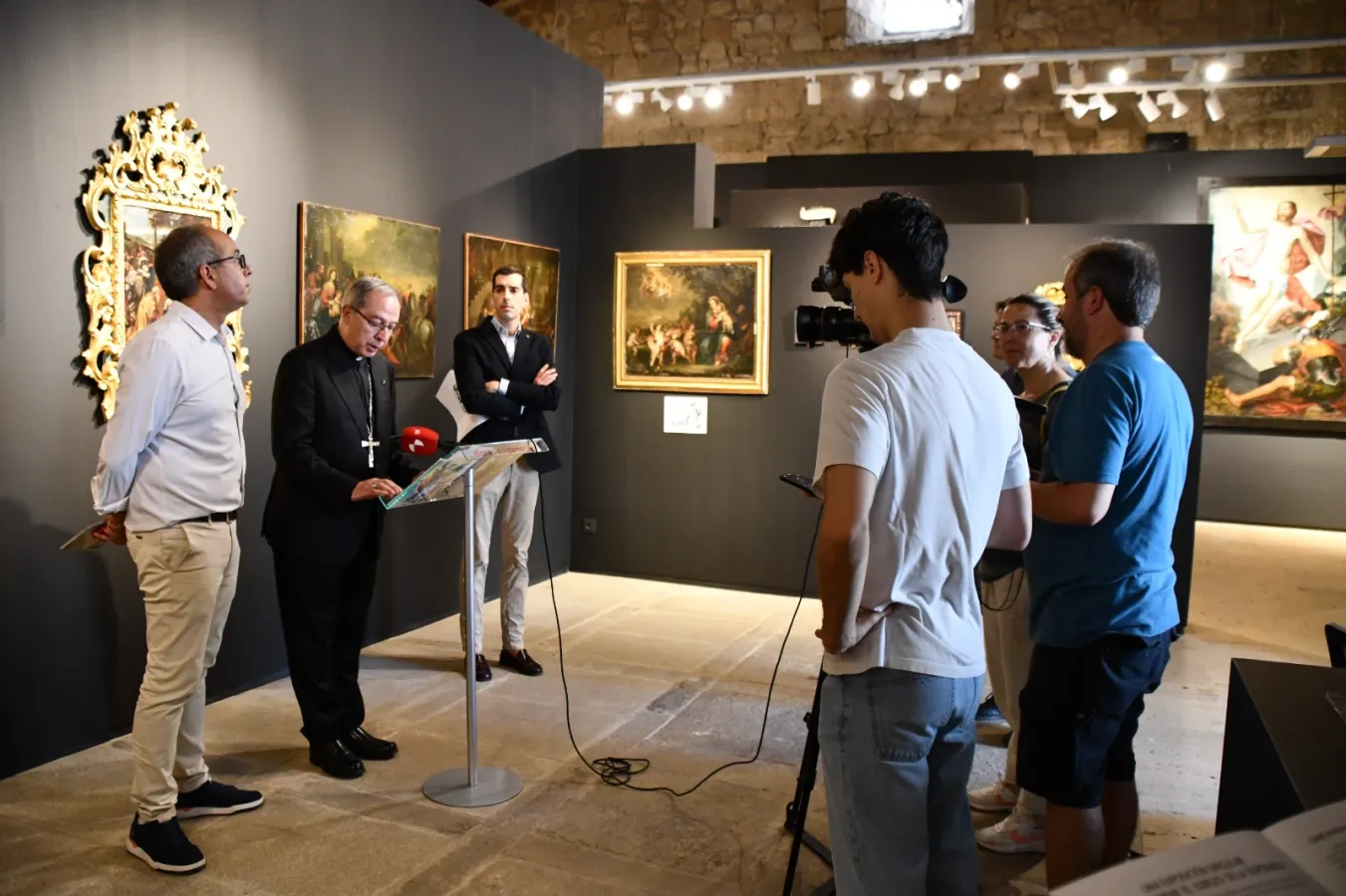 La Diócesis de Zamora inaugura la exposición jubilar “Cobres pintados” en el Museo Diocesano