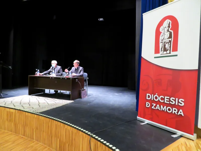 "Gracias por el don del sacerdocio"