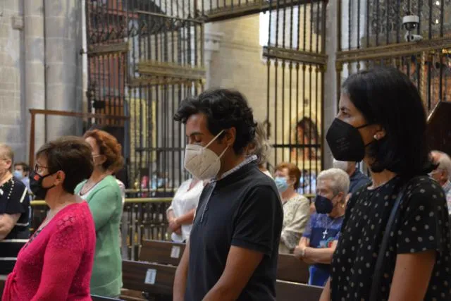 Ante las personas mayores: "dan ganas de arrodillarse y descalzarse"