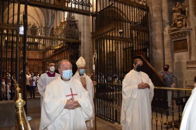Ante las personas mayores: "dan ganas de arrodillarse y descalzarse"
