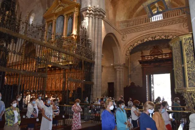 Ante las personas mayores: "dan ganas de arrodillarse y descalzarse"