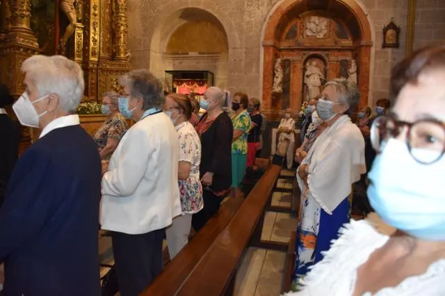 Ante las personas mayores: "dan ganas de arrodillarse y descalzarse"
