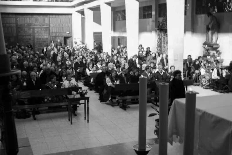 Misa en el Carmen de Renueva