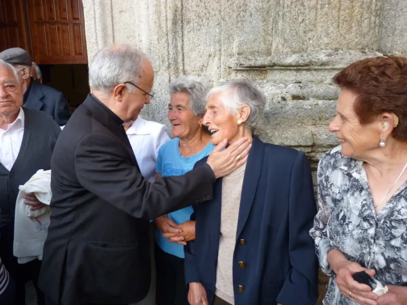 Visita pastoral a Aliste-Alba