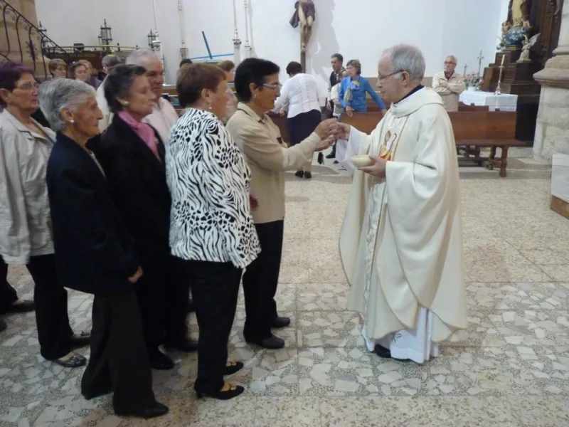 Visita pastoral a Aliste-Alba