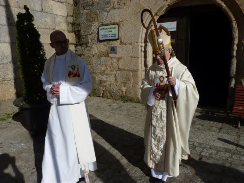 Visita pastoral a Aliste-Alba