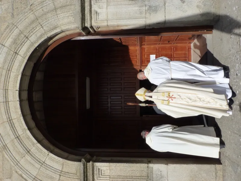 Visita pastoral a Aliste-Alba