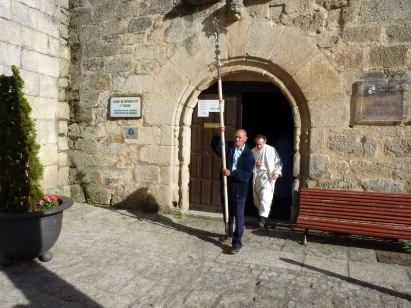 Visita pastoral a Aliste-Alba