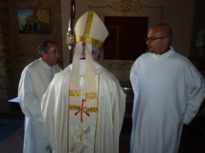 Visita pastoral a Aliste-Alba
