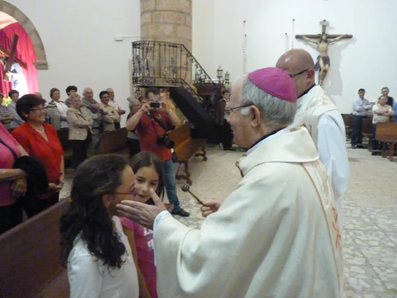 Visita pastoral a Aliste-Alba