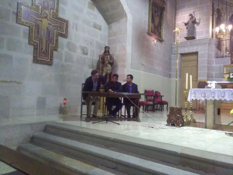Conferencia-testimonio