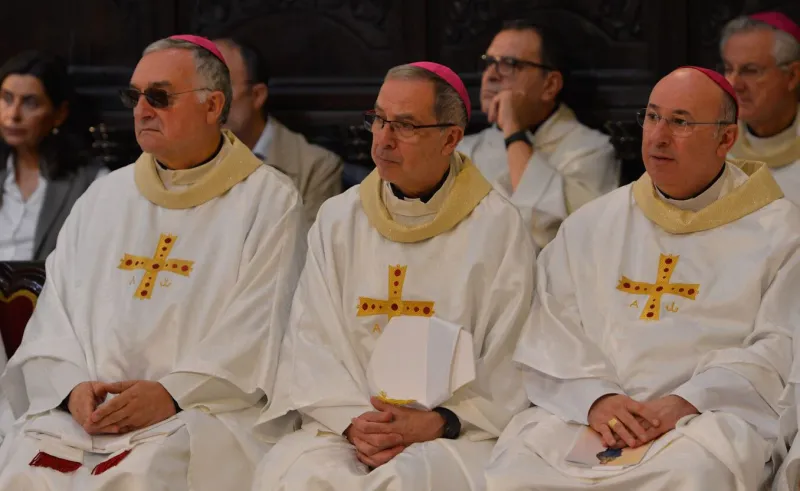 El obispo asiste a la toma de posesión de Gil Tamayo como arzobispo coadjutor de Granada