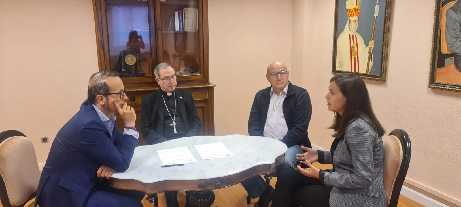 La diócesis cede dos pisos para jóvenes en exclusión